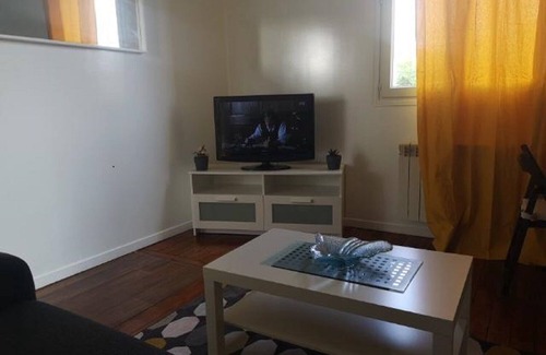Bessancourt Apartment | PRETTY APART FOR TWO