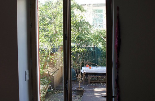 Amerique House | Pretty house very quiet hidden in the heart of the 19th - 20 minutes to center