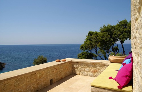 Stoupa Cottage | Pretty seafront cottage in the center of Stoupa, minutes from the sandy beaches