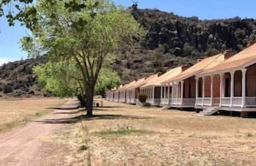 Alpine Cabin | Prickly Pear Cabin *SECLUDED COMFORT w/BEST VIEWS
