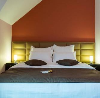 Slanic-Moldova Hotel | Pridvorul Haiducilor