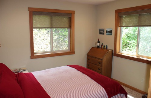 Coolin House | Priest Lake Eastside Cabin with Awesome Views! See Weekly Discount
