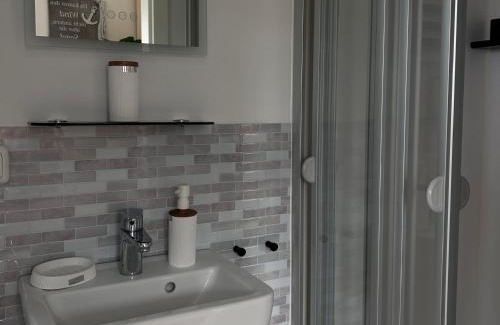 Arbshagen Apartment | Prima Resort Boddenblick - Camping-Stellplätze - Tiny Houses & Ferienwohnungen in Ostsee Nähe