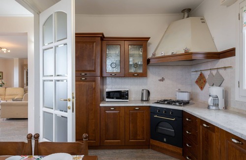Poggi Apartment | Primavera (PGI130) by Interhome