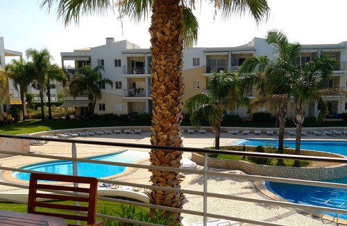 Alvor Apartment | Prime 2 Bedroom Apt.'Vila da Praia',Alvor,Beach & Marina...Free Wifi (12250/AL)