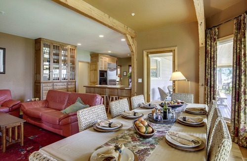 Chelan House | Prime Chelan location w/Commanding View, 85 degree pool, close to Golf Course