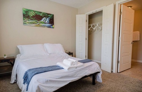 Columbus Apartment | Prime Location in Columbus, GA!