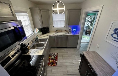 Georgetown House | Prime Locations! 14 min - Horse park, 20 min Keeneland, 30 min Ark Encountern