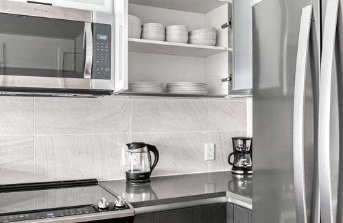 Shawmut Apartment | Prime NewCo South End 1BR near Ink Block w. W/D and Gym by Blueground