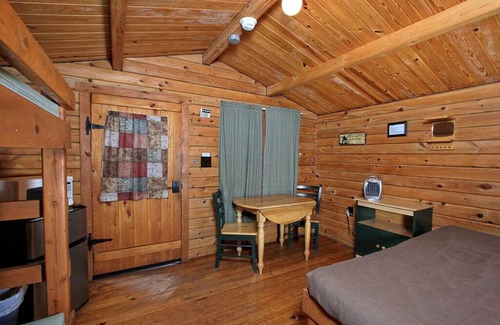 Spring Mills Cabin | Primitive Cabin PC1