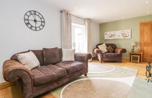 Newton in Furness House | Primrose Cottage