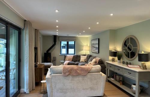 Bodmin House | Primrose