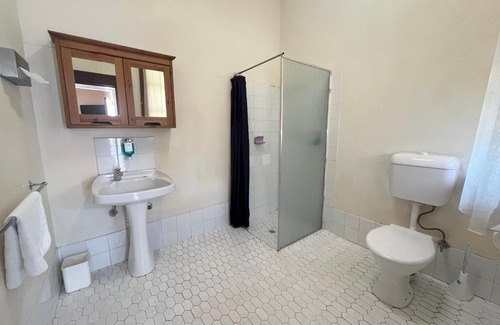 North Adelaide Hotel | Princes Lodge Motel