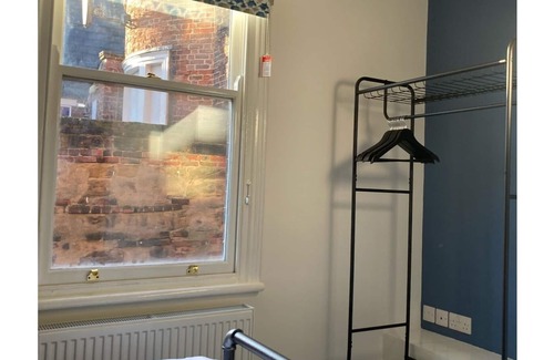 Pontefract Condo | Printer's Apprentice