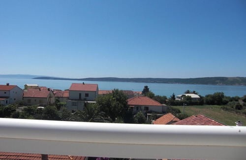 Kastela Apartment | Privatbakon with sea views, 2 min. V. Sea/beach, Internet
