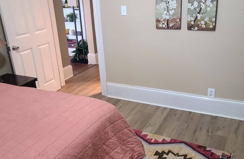 Owensboro Apartment | Private 1 bdrm apartment in the heart of the city. Pet friendly.