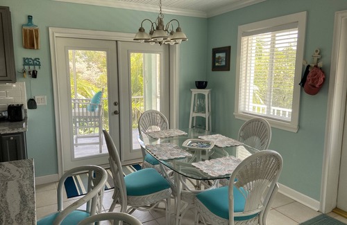 Pirates Cove House | Private 2/2 Canal front home