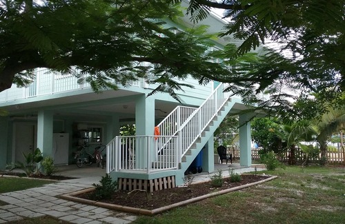 Pirates Cove House | Private 2/2 Canal front home