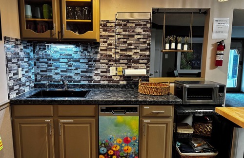 Wisconsin Dells House | Private 2 BR Lower-Level Retreat Woods & Wildlife, within 10 min of Wis Dells