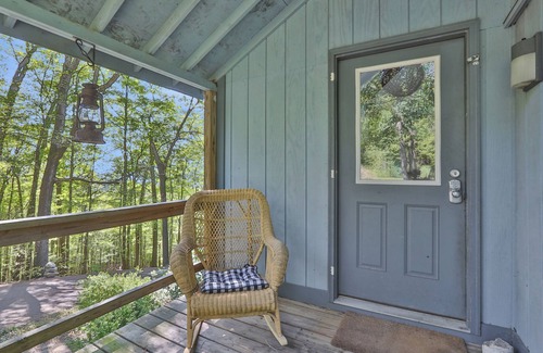 New Paltz House | Private 3-bedroom home bordering the Mohonk Preserve, Dog friendly
