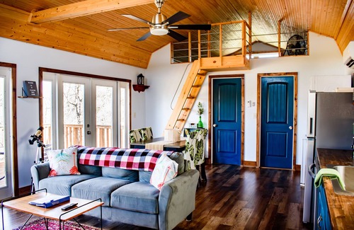 Llano Cabin | Private 5 Acres Near the Llano River