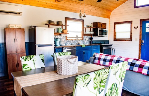 Llano Cabin | Private 5 Acres Near the Llano River