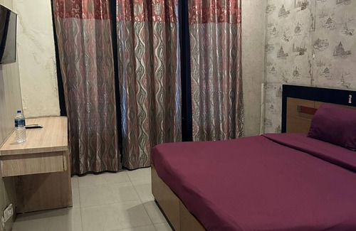 South City I Apartment | Private 5bedrum party floor in central Gurgaon