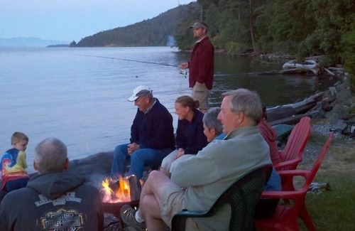 Lummi Island House | Private Beach Home at Water's Edge-Enjoy!