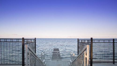 Beachmere House | Private Beach House for Your Perfect Family Holiday