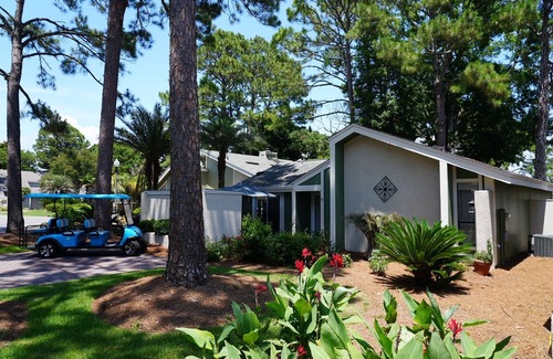 Miramar Beach House | Private Beach House in Beautiful Sandestin with Golf Cart. Pet Friendly!