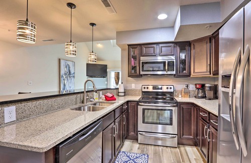 Osage Beach Condo | Private Boat Slip: Lake-View Osage Beach Getaway!