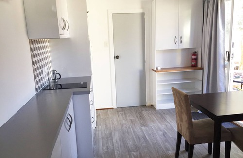 Greenways Landing Cabin | Private Cabin, Modern styled self contained in a peaceful area.