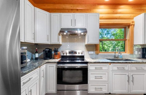 New Buffalo Cabin | Private Cabin w/Hot Tub, Fire Pit & River Views | WAYA's Den