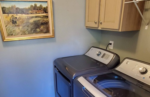 Town of Denning House | Private Catskill mountain getaway with great views just over 2 hours from NYC