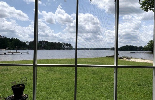 Prosperity Cottage | Private cottage w/a view, Dock, SUPs & Kayaks