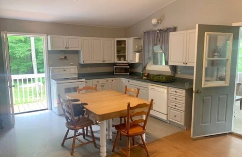 Tay Valley Cottage | Private Cottage with a beautiful view!