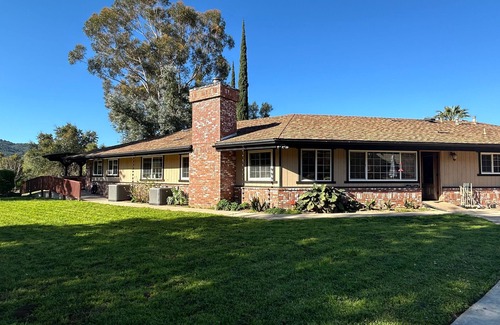 Ojai House | PRIVATE COUNTRY MANOR MOUNTAIN VIEWS A MUST-SEE