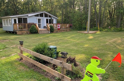 Turkey Point Cottage | Private, cozy and steps from the beach!