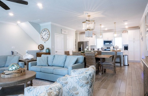 Ono Island Villa | Private Cozy Beachside Oasis w/Resort Amenities & Golf | Pool, Hot Tub-Perfect for Families