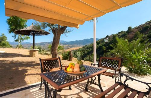 Alozaina Ski Chalet | Private detached chalet MI DUSHI with OPTIONAL private jacuzzi