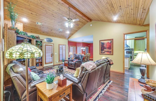 Heber Springs House | Private Dock: 'The River House' in Heber Springs!