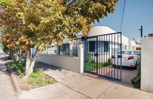 Nunoa House | Private Double room with 2 twin beds in beautiful House - centric and safe Ñuñoa