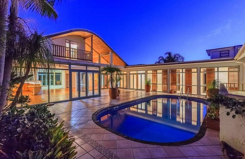 Rothesay Bay House | Private en-suite with a feel being in a mini resort. Minimum stay 3 nights.