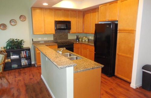 Waikoloa House | Private End Unit in a Gated Community - New AC