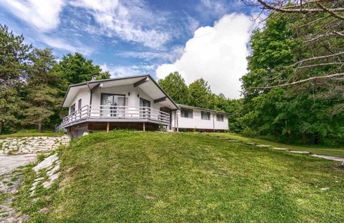 Caledon House | Private Estate Home In Caledon Ontario! *6 Acres*