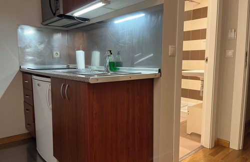 Leon Apartment | Private family apartment within walking distance to El Corte Ingles