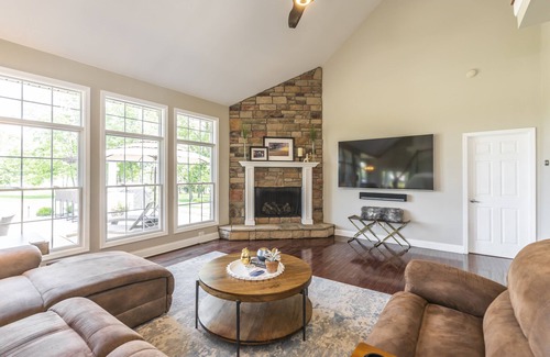 Lexington House | Private Gated 3 Acre Estate with Fishing Pond