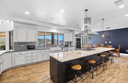 Lake Hodges House | Private Gated 6-BDR Luxury Estate - Gym, Sauna, Cold Plunge, Pool. Lake View!