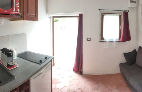 La Couture Boussey Bed & Breakfast | Private guest house with swimming pool, jacuzzi, Nordic bath and games!