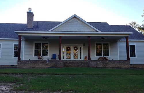 Aiken Bed & Breakfast | Private guest suite at 13 Acre Horse Farm